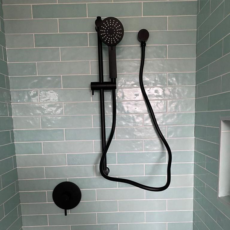 Plumbing shower
